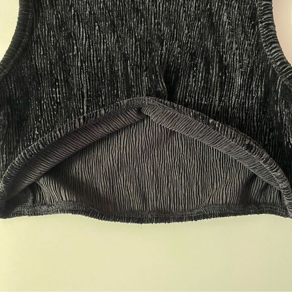 JLuxLabel Black Textured Turtleneck Wired Under-Bust Crop Top Size S EUC - Picture 4 of 13
